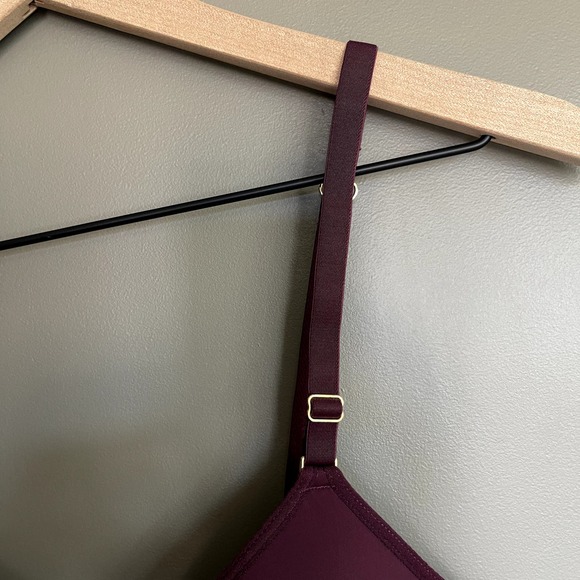 NWOT Lively The Spacer T-Shirt Bra Burgundy Red Size 34A Wireless Lightly Padded - Picture 8 of 16